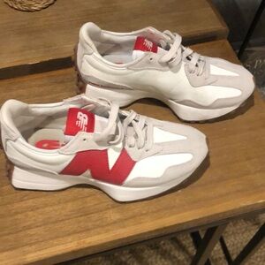 Barely worn New Balance 327